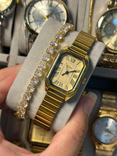 Rectangle in gold bracelet